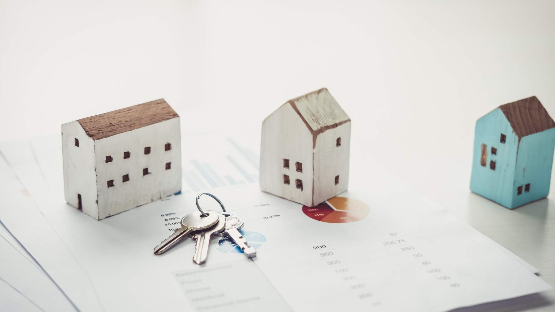 Top Questions to Ask Your Real Estate Lawyer Before Closing